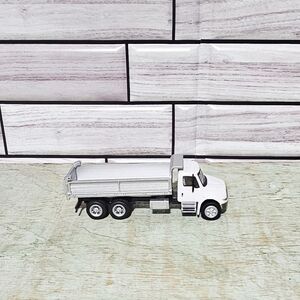 HO Scale Boley Dept 1-87 International Trucks 4105-76 Dump Truck White/Silver
